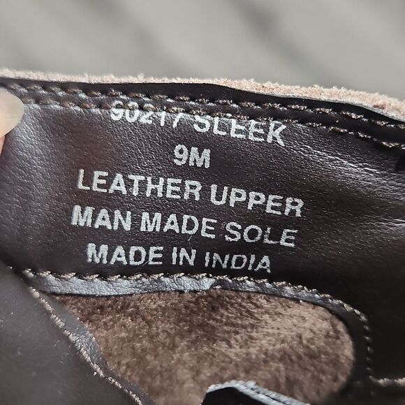 GUC Diba Sleek Suede Leather Embroidered Booties - Picture 7 of 8